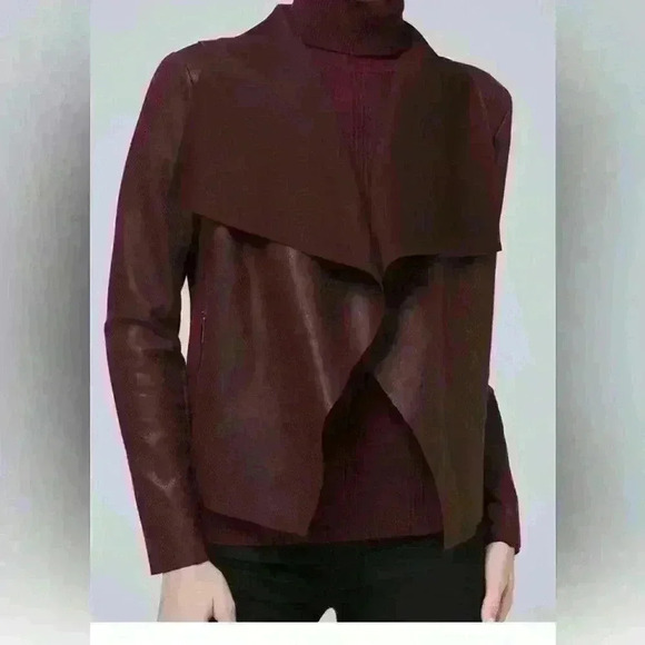 White House Black Market Jackets & Blazers - White House Black Market Drape Front Snake Print Jacket Size Small NWT